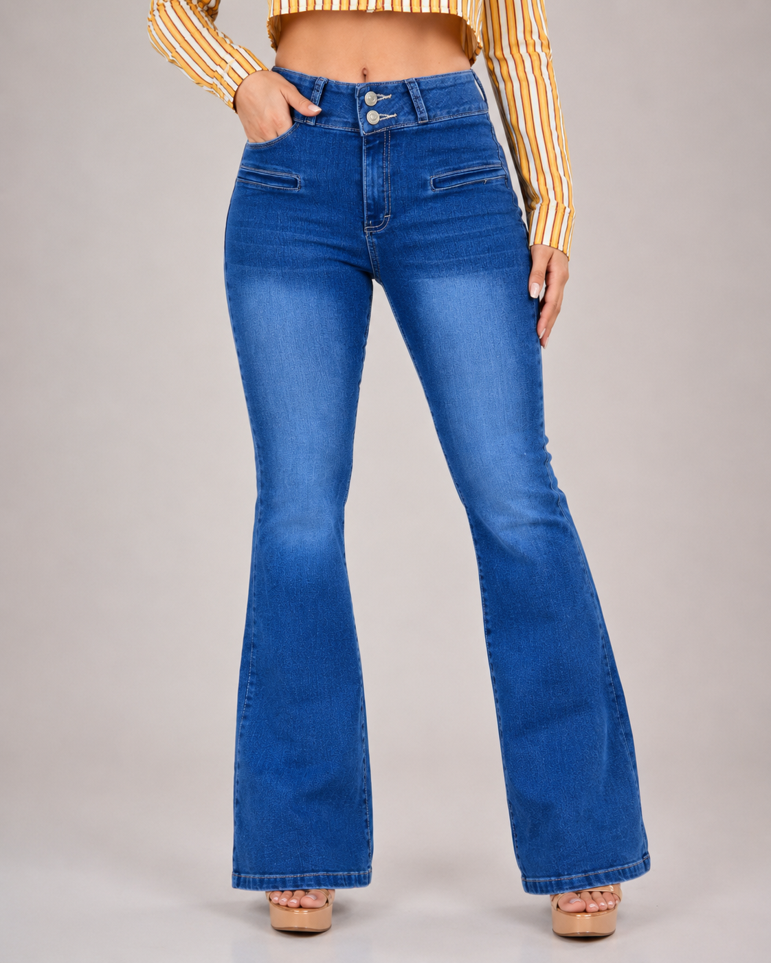 Pantalon De Mezclilla Acampanado 562
