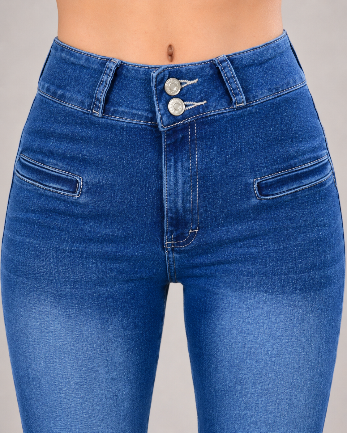 Pantalon De Mezclilla Acampanado 562