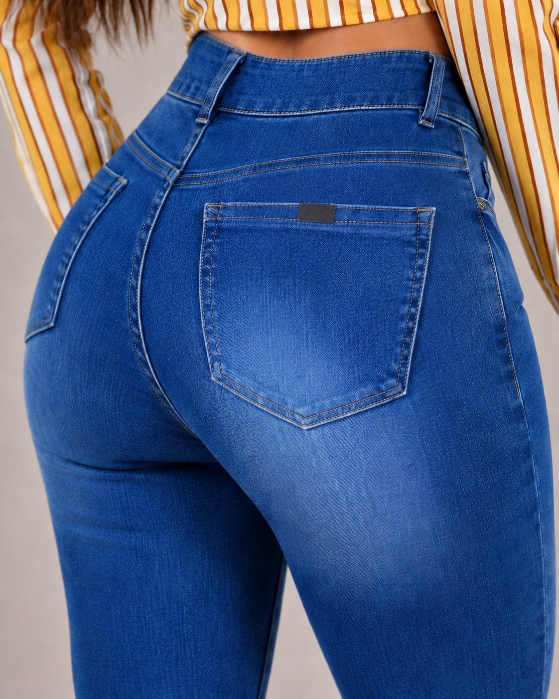 Pantalon De Mezclilla Acampanado 562