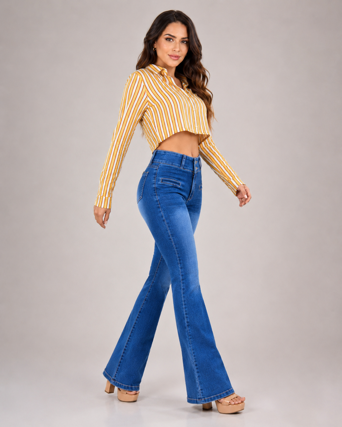 Pantalon De Mezclilla Acampanado 562