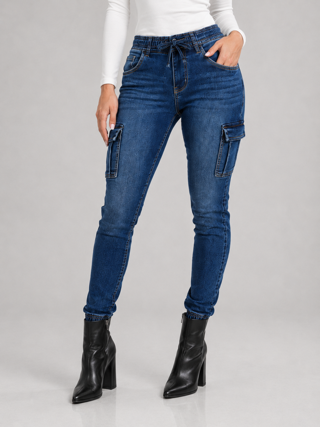 Jogger de mezclilla Itzi 463 azul