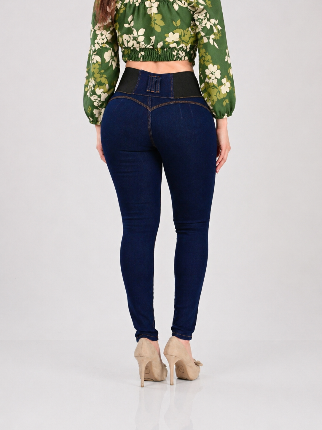 Pantalón de mezclilla Itzi 383