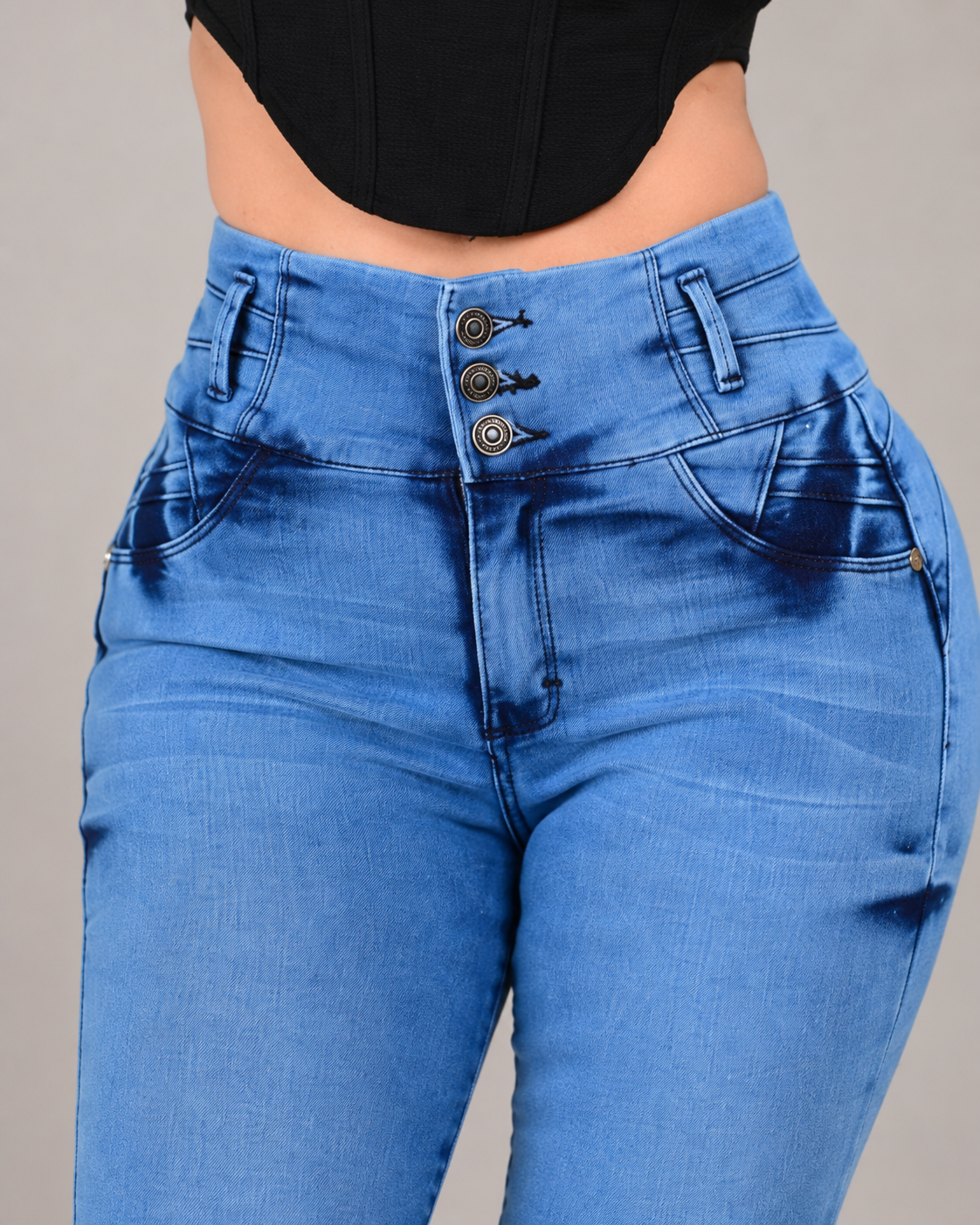 Pantalón de mezclilla Itzi 555